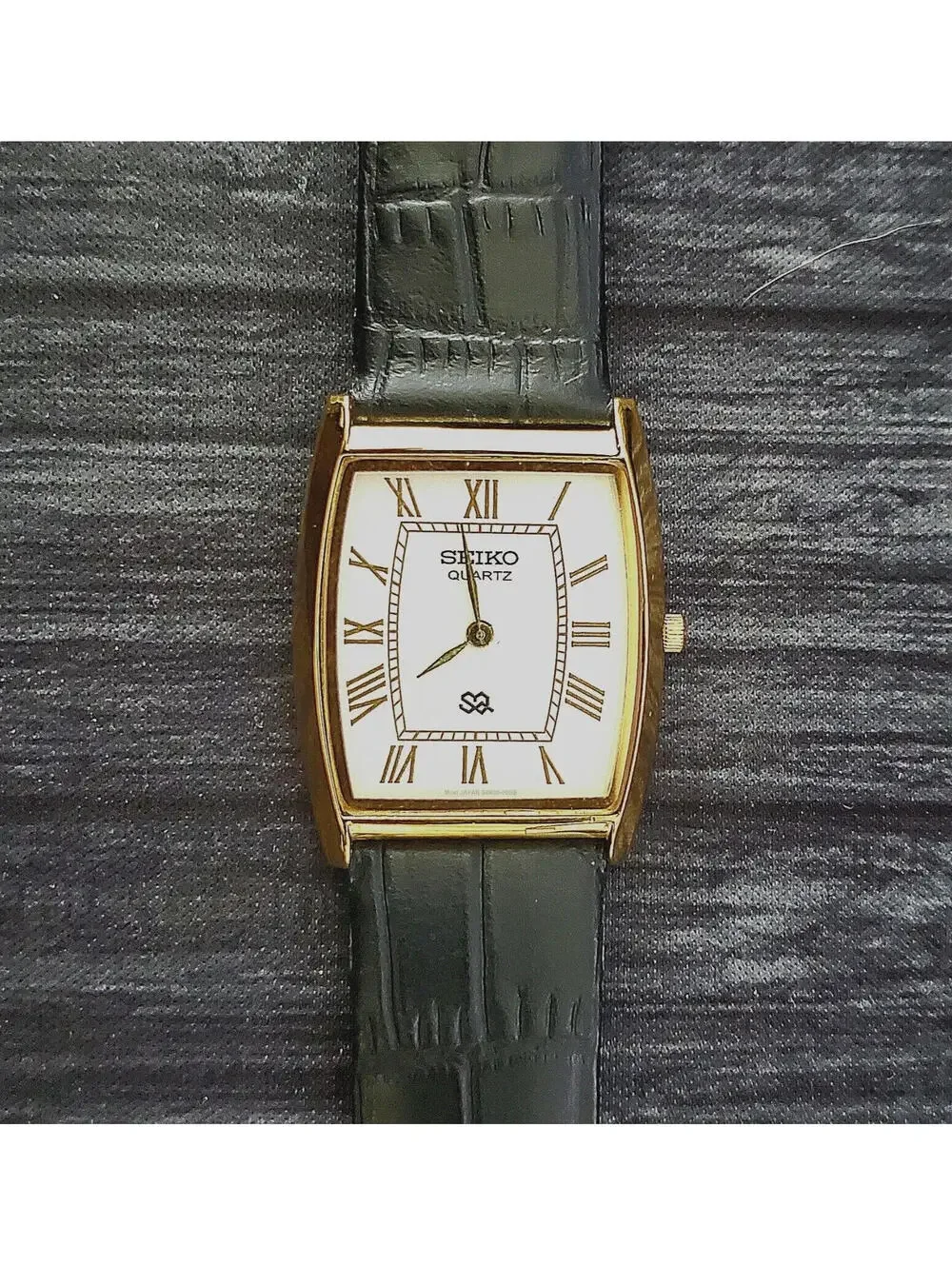 RARE Vintage‎ Mens Seiko Barrel Gold White Watch New Mvt  Bat